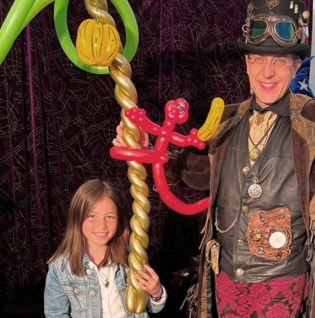 Spectacle Magie scolaire jeune public centre de loisirs ALSH avec Charles Ams le meilleur magicien 28 en Eure-et-Loir à 28100 Dreux Spectacle Magie scolaire jeune public centre de loisirs ALSH avec Charles Ams le meilleur magicien 28 en Eure-et-Loir à 28100 Dreux