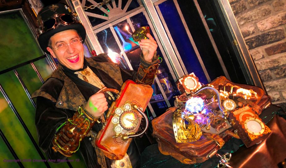 Magie close-up élégante cocktail soirée réception entreprise et mariage avec le meilleur magicien haut-de-gamme 75 à Paris 75000 Magie close-up élégante le meilleur magicien haut-de-gamme 75 à Paris 75000 cocktail soirée réception entreprise et mariage prestige