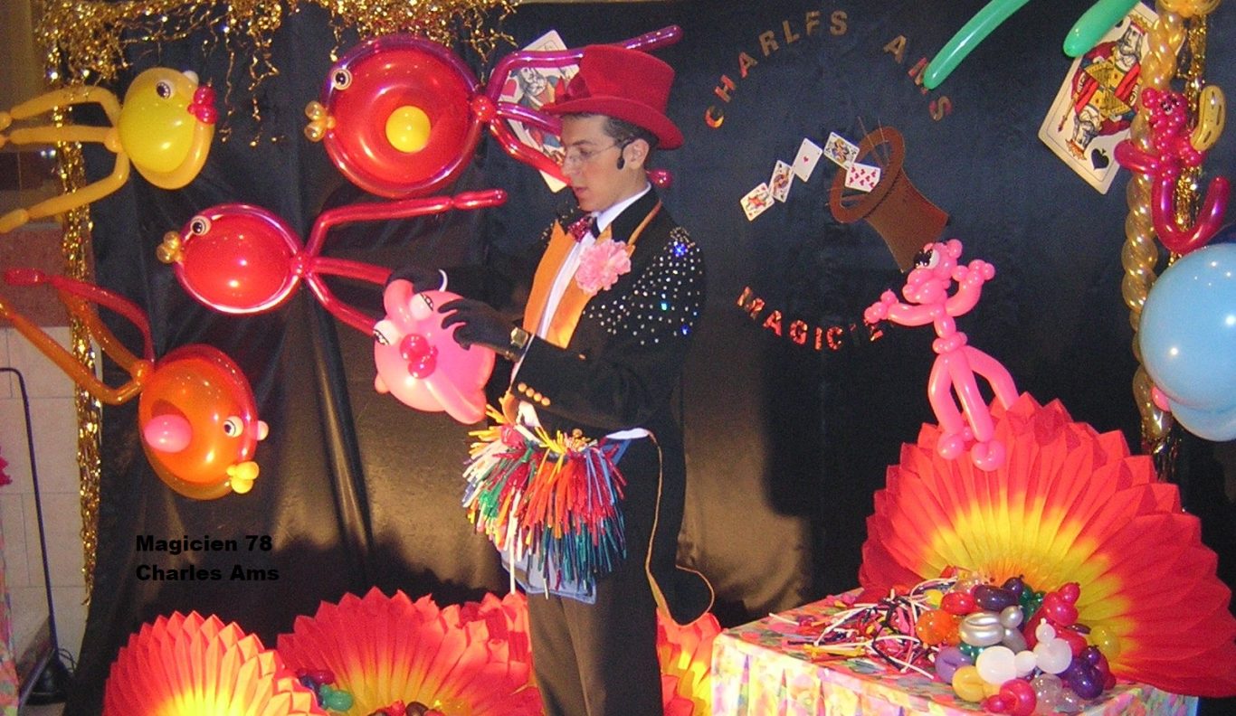 Spectacle Magique Tout Public en école avec le Magicien 78 Charles Ams des Yvelines pour école de Conflans Sainte Honorine 78700 Spectacle magique du Magicien des Enfants créé par Charles Ams pour jeune public en école dans les Yvelines à Conflans Sainte Honorine 78700