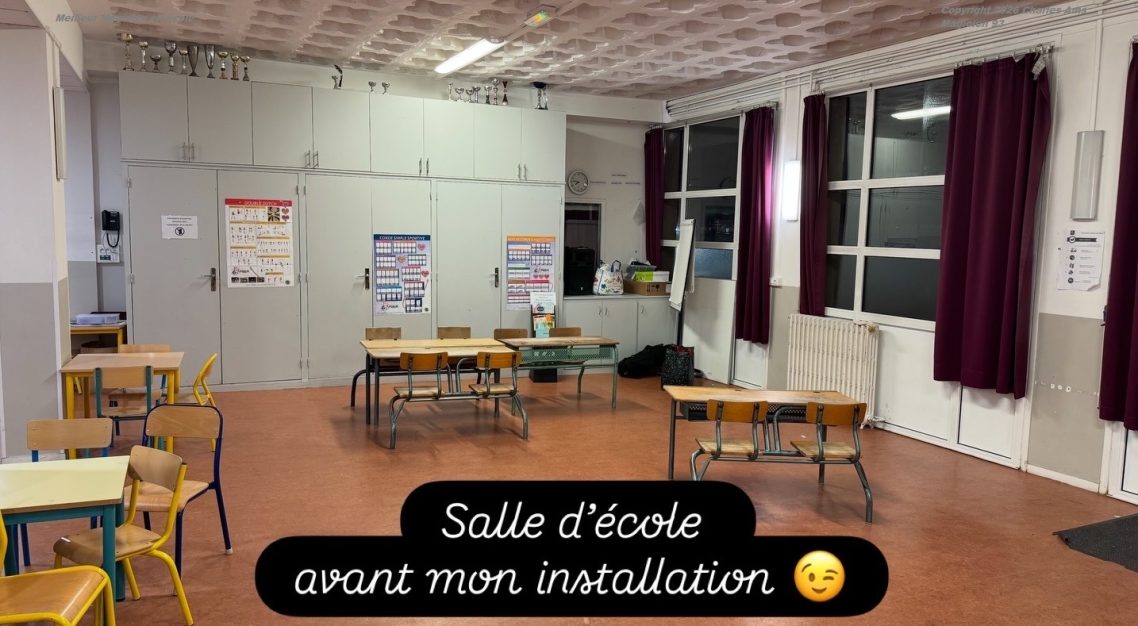 Salle avant montage du Théâtre. Spectacle magie enfant pour école centre de loisirs ACM en Eure-et-Loir à 28000 Chartres: Magicien 28 Salle avant montage du Théâtre. Spectacle magie enfant pour école centre de loisirs ACM en Eure-et-Loir à 28000 Chartres: Magicien 28