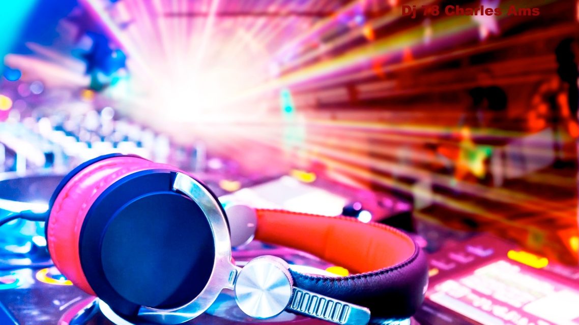 Dj pro Matériel Haut-de-Gamme pour mariage avec le mieux noté Dj 78 et ses animations créatives à Versailles 78000 Dj 78 Les Yvelines Mariage Animation Anniversaire Bailly Saint-Germain-en-Laye le Vésinet Jouy-en-Josas Rambouillet à Versailles 78000