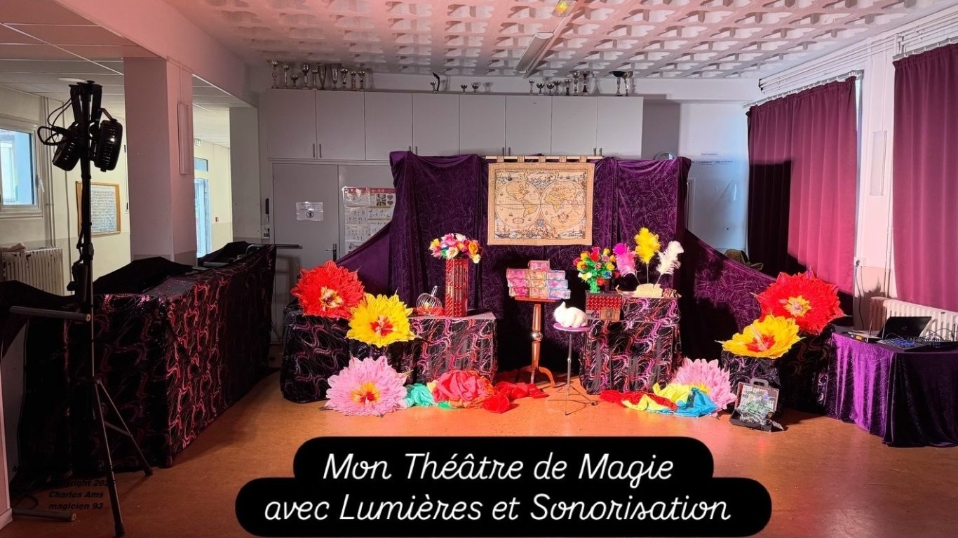 Salle d'école primaire avec Théâtre, éclairage et sonorisation: Spectacle jeune public magie Magicien 91pour ALSH en Essonne 91150 Étampes Salle d'école primaire avec Théâtre, éclairage et sonorisation: Spectacle jeune public magie Magicien 91pour ALSH en Essonne 91150 Étampes
