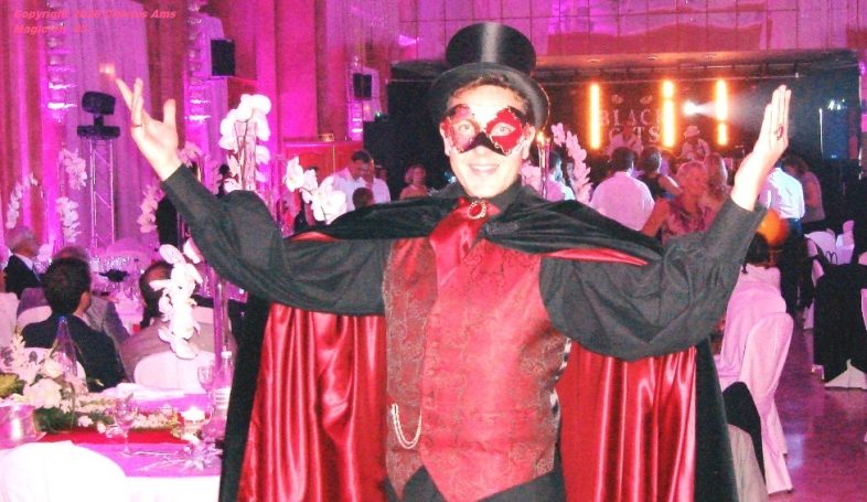 Magicien 93 Close-up spectacle Magie entreprise de qualité Haut-de-gamme à 93340 Le Raincy Montreuil Livry-Gargan Gagny Coubron