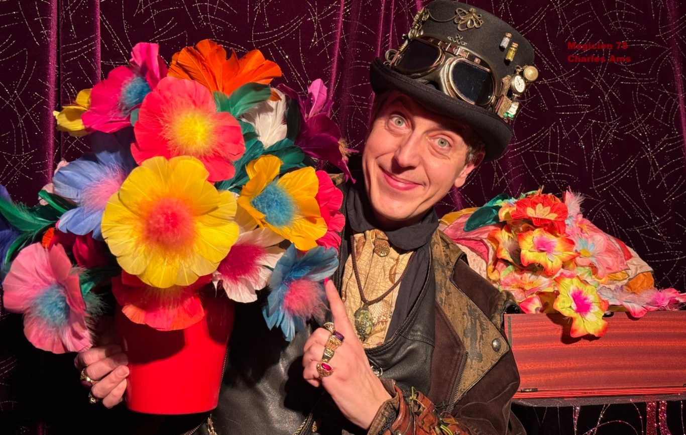 Spectacle coloré original et drôle jeune public pour Maison de quartier Centre de loisirs et écoles de la ville Les Mureaux 78130 Yvelines Spectacle coloré original et drôle adapté pour enfant en école maternelle, centre de loisirs Maison de quartier Les Mureaux 78130 Yvelines